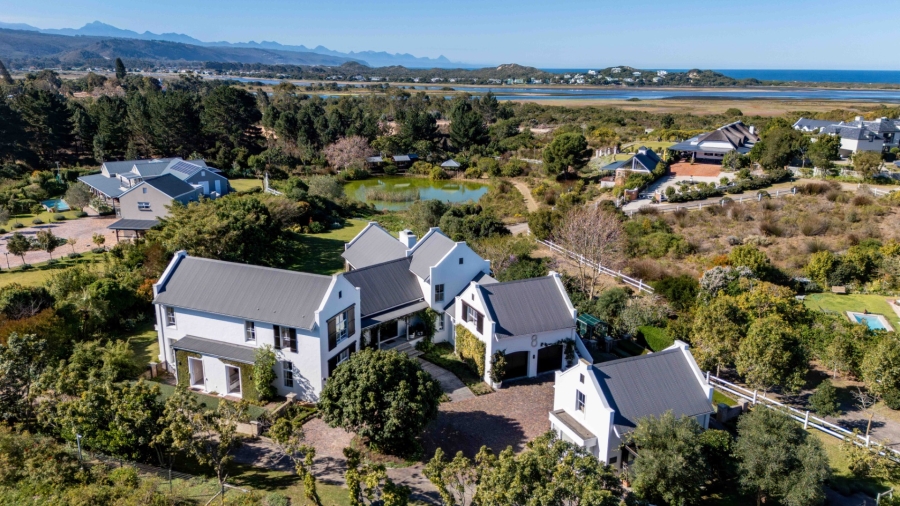 4 Bedroom Property for Sale in Goose Valley Western Cape